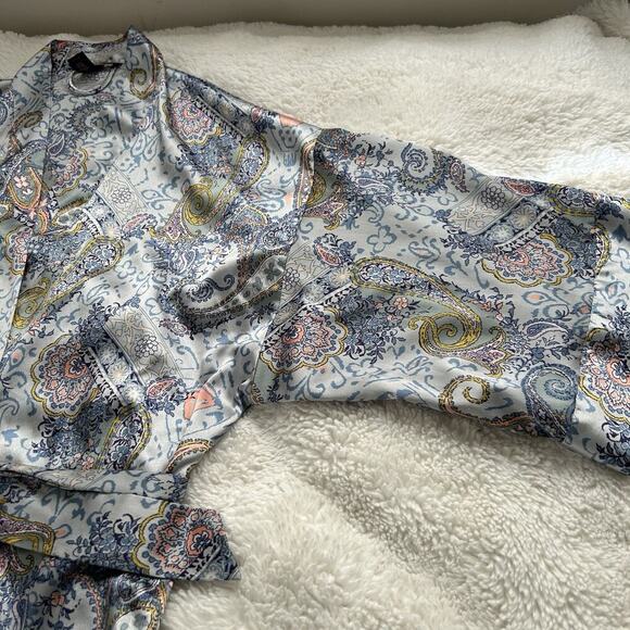 Victoria’s Secret VS Kimono Robe Pink Blue XS/S Paisley Floral Satin Pockets - Picture 6 of 10